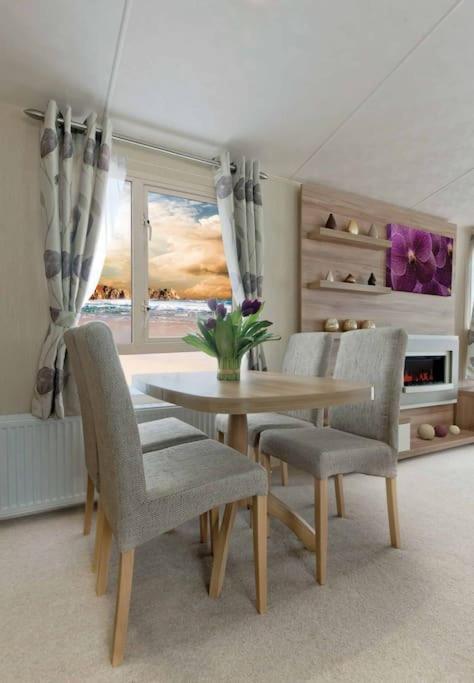 Lagooncombe Modern And Cosy Holiday Home Haverigg Extérieur photo